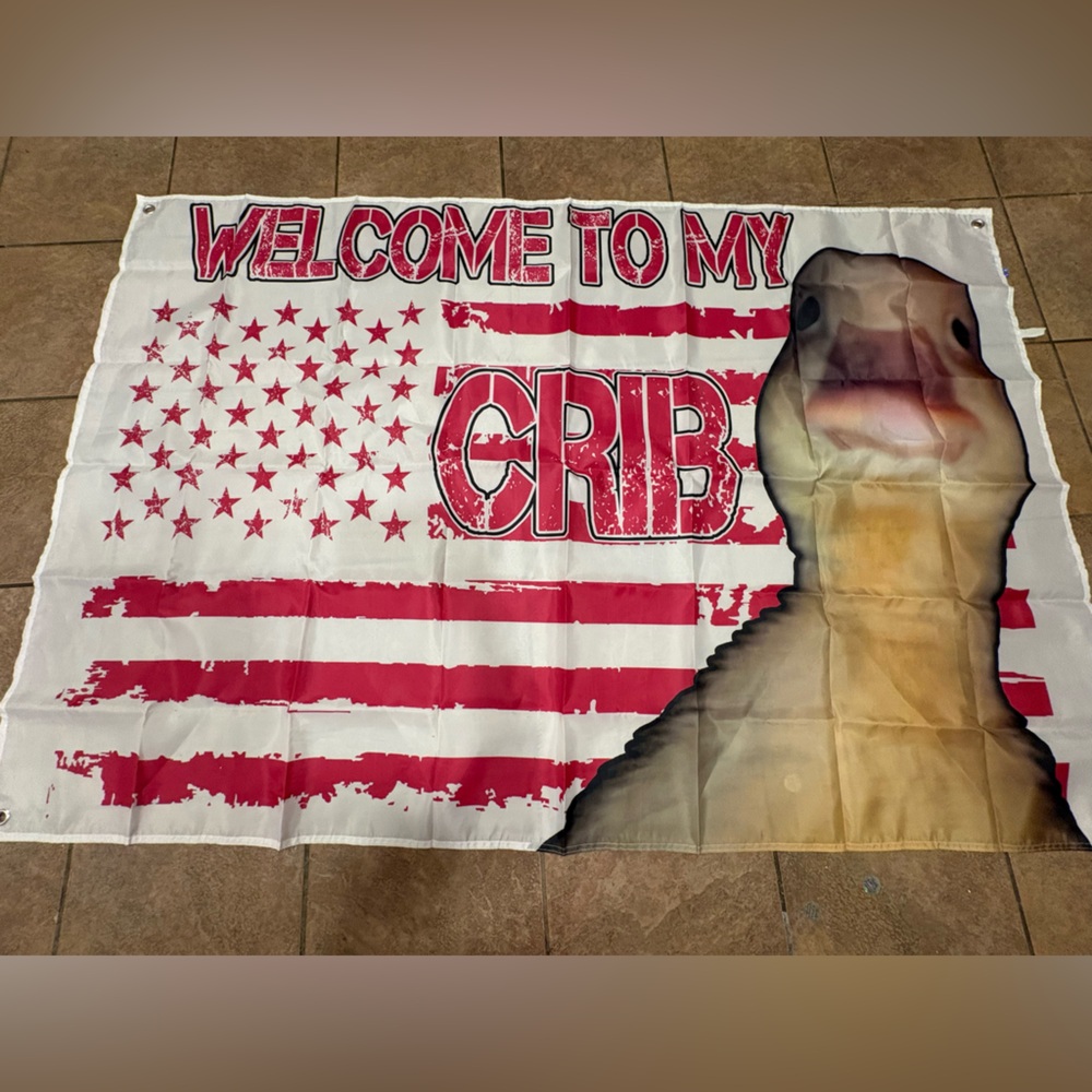 Welcome to My Crib Flag with Animal Print - Picture 2 of 3